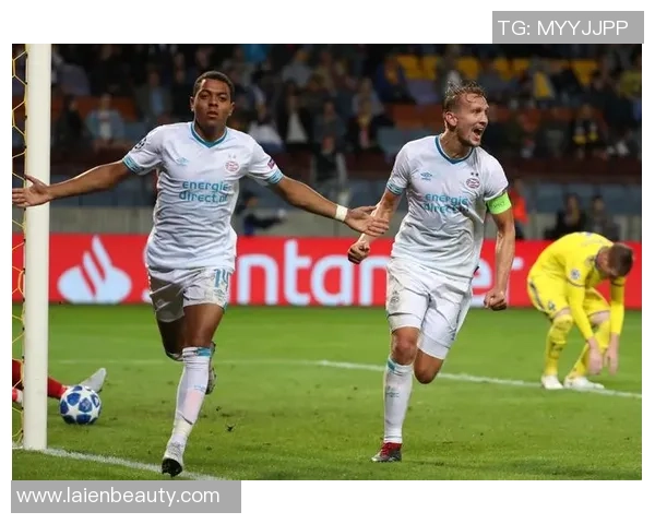 瓦尔韦与坎布尔激战在即谁能在这场较量中笑到最后